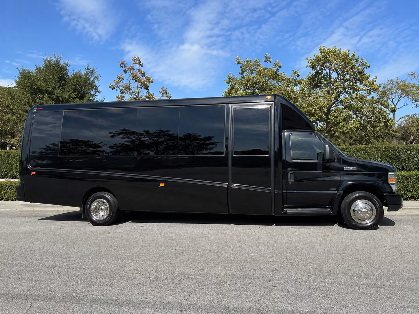 buses to nos events center concerts in san bernardino