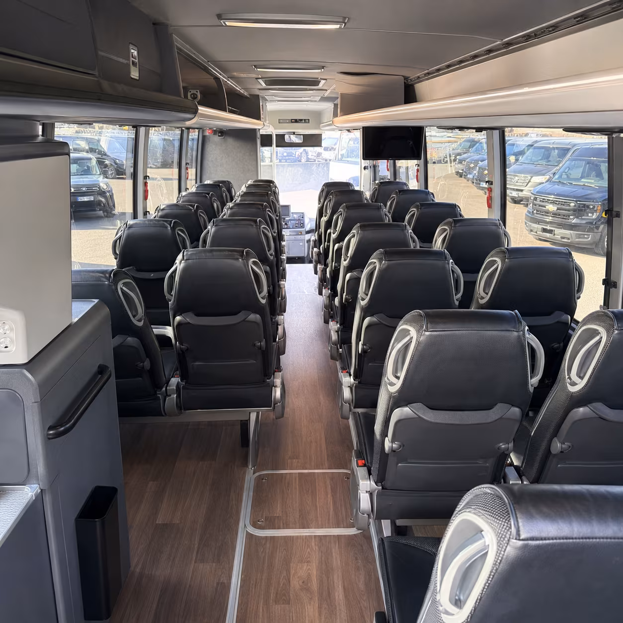 charter buses to rams and chargers games at sofi stadium