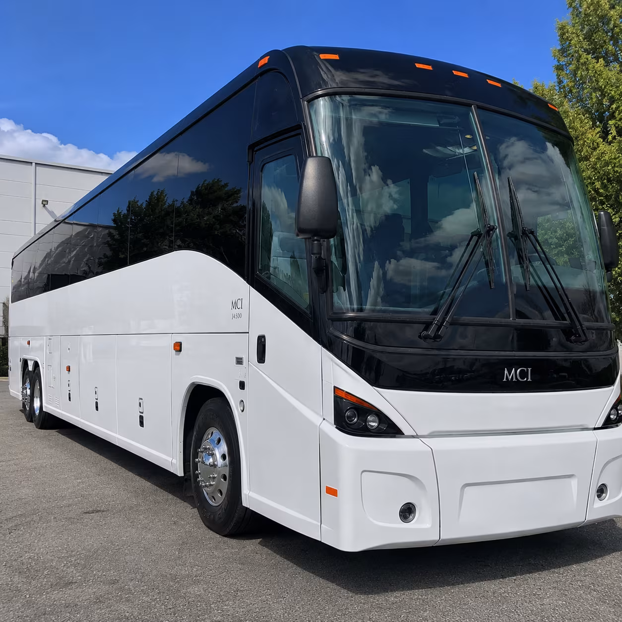 group airport transfers for corporate teams and business travel in eastvale